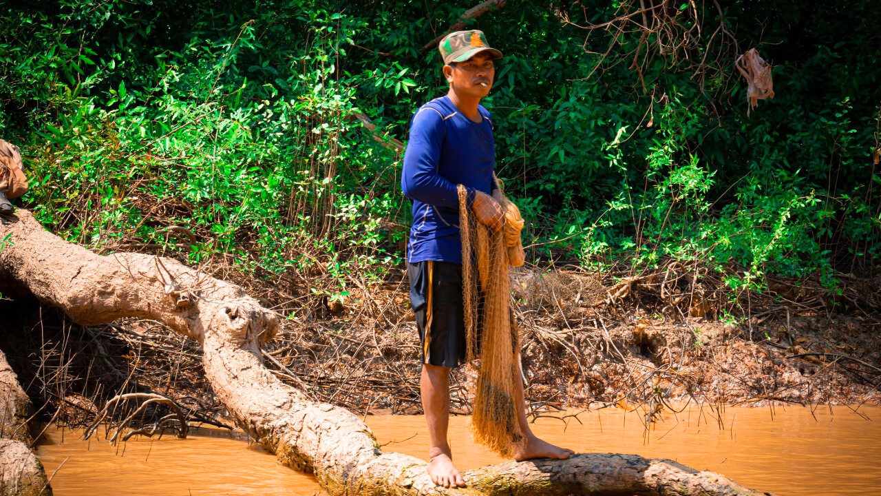 Kampong Phluk Wonders and daily life - Tonle Sap Treasures Tour