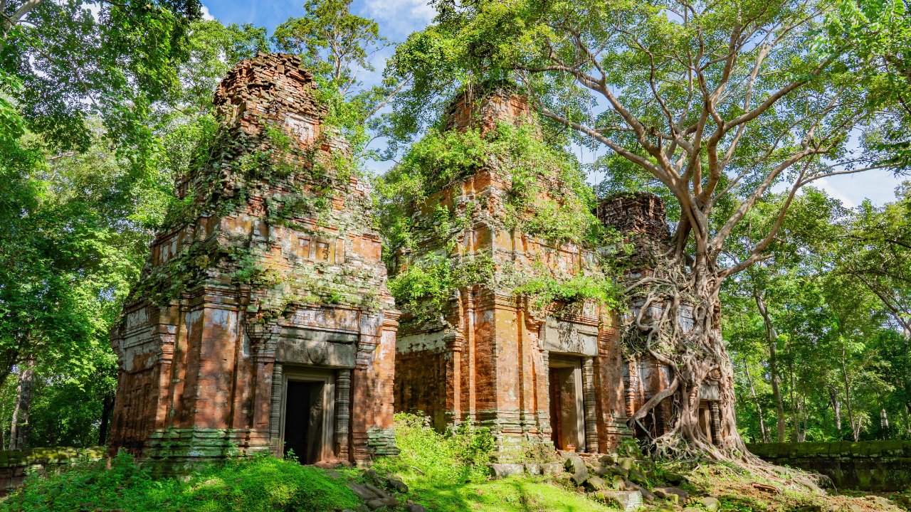 Embrace the Unknown! Our Koh Ker and Beng Mealea Adventure takes you deep into the past with awe-inspiring ruins and untouched jungle pathss