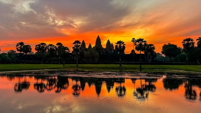 Private Guided Angkor Sunrise Half-Day Tour with 3 Main Temples