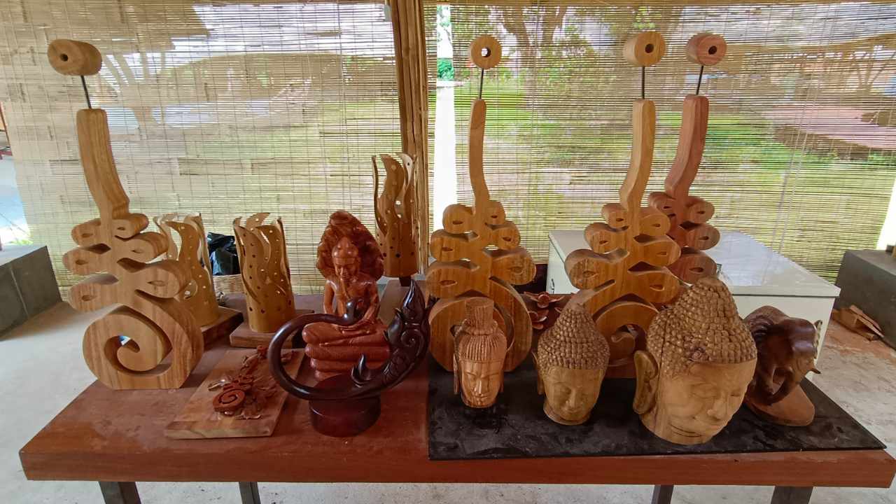 How Your Siem Reap Visit Directly Supports Cambodian Artisans and Communities