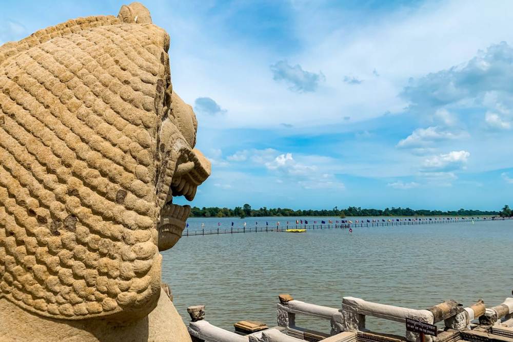 Prasat Mebon Tour - Satellite Khmer Temple Standing at the Center of Ancient Baray Reservoir at Banteay Chhmar Cambodia