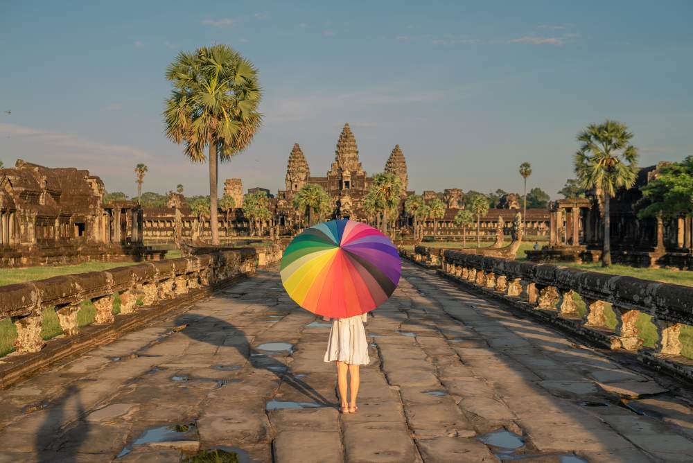 4 days 3 Nights Itinerary With Angkor Sunrise Tour Floating Village and Private Car with Private Driver and Robam Theatre Apsara Dinner