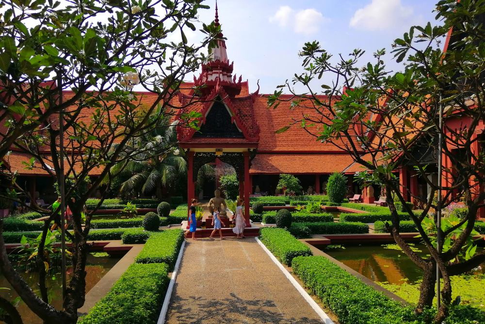 Private airport pickup, Phnom Penh guide, private Kampot transfer, and round-trip speedboat tickets to Koh Rong or Koh Rong Samloem